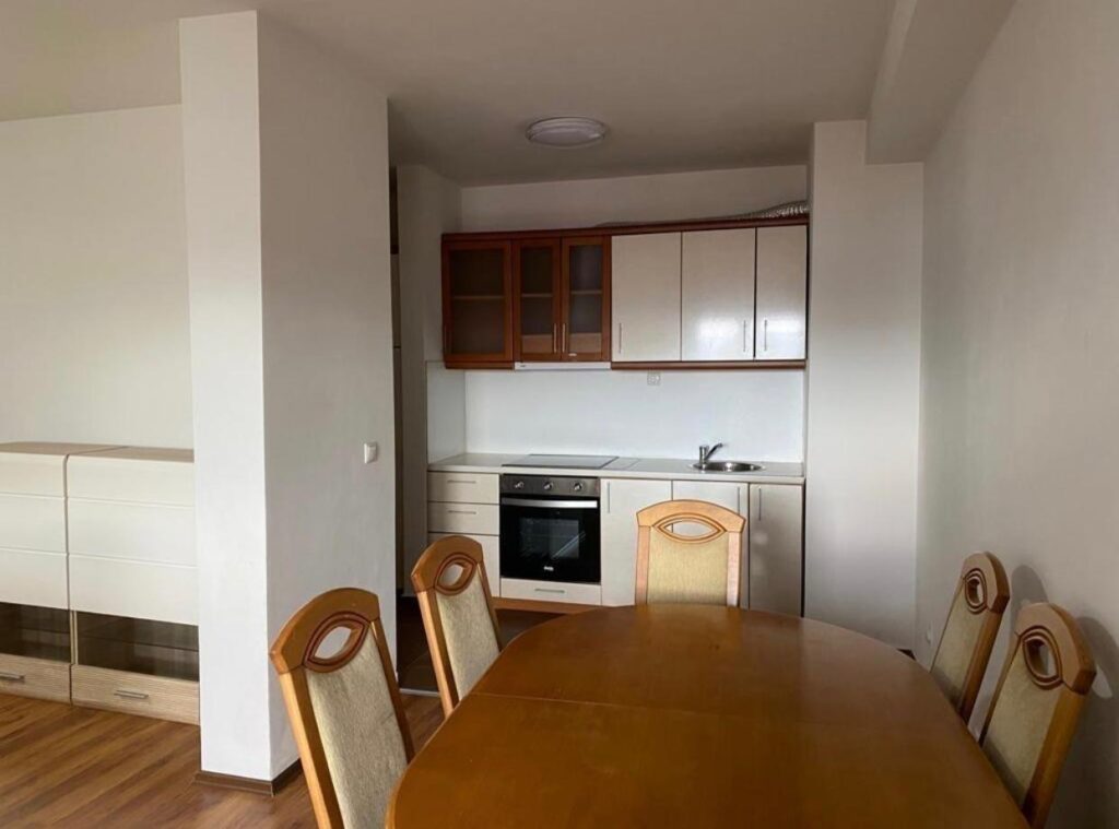 Banese me qira ne lagjen e muhaxhereve