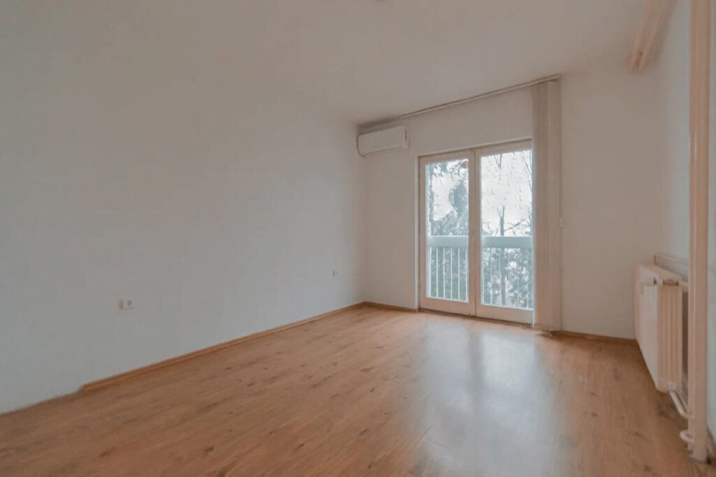 Banese zyre 65m me qira ne ulpiane (2)