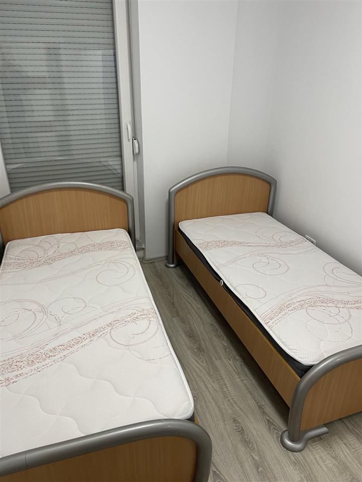 Ipet me qera e mobiluar komplet (4)