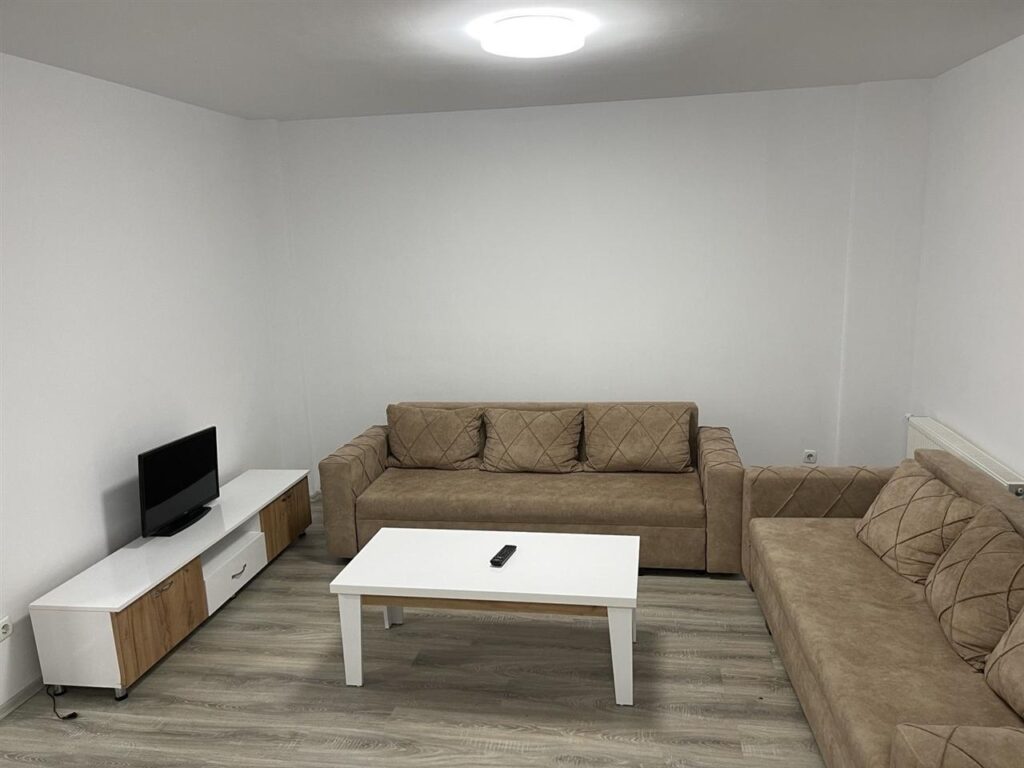 Ipet me qera e mobiluar komplet (5)