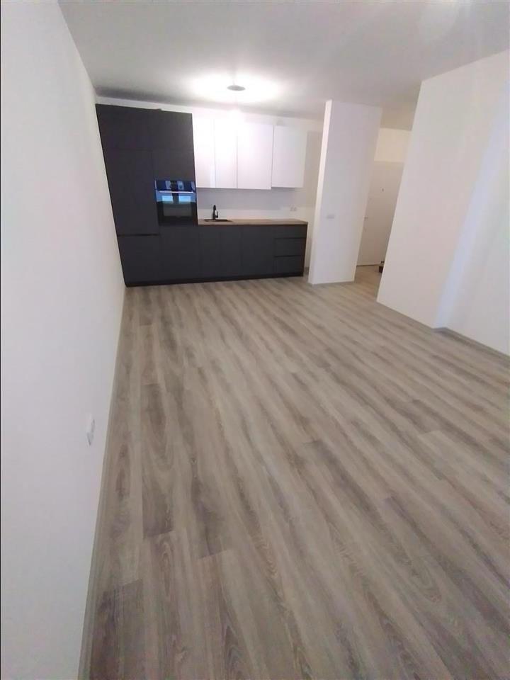 Jepet me qira banese ne fushe kosove (2)