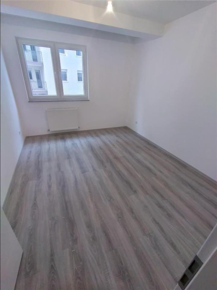 Jepet me qira banese ne fushe kosove (4)