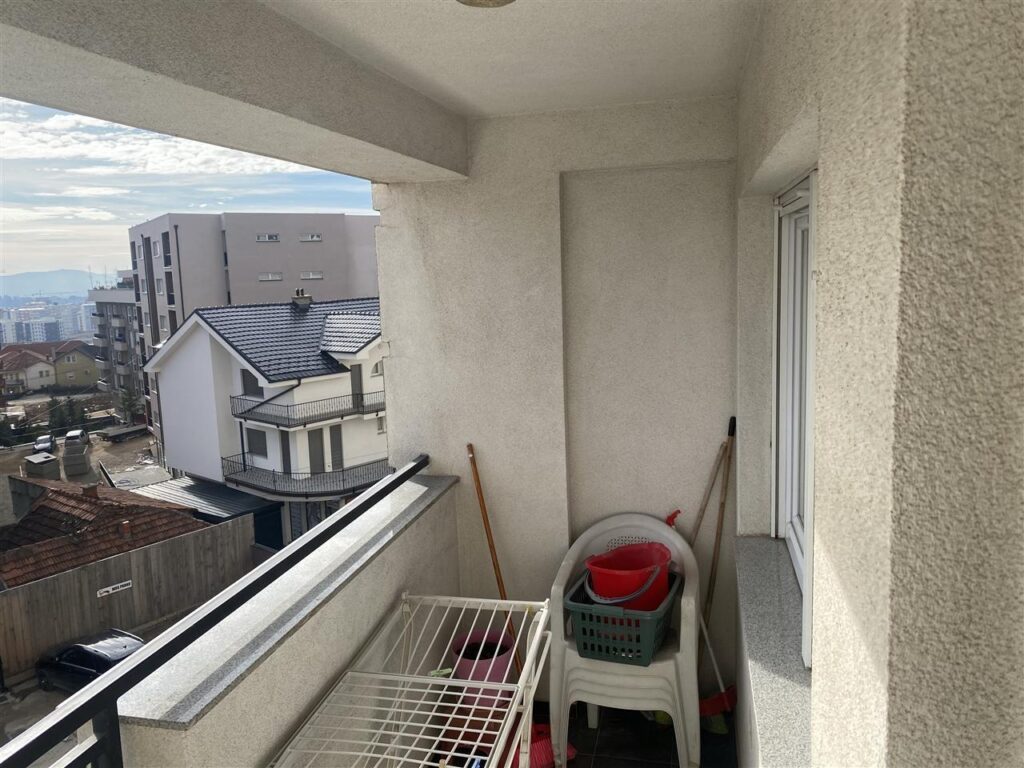 Leshoj banes me qera (1)