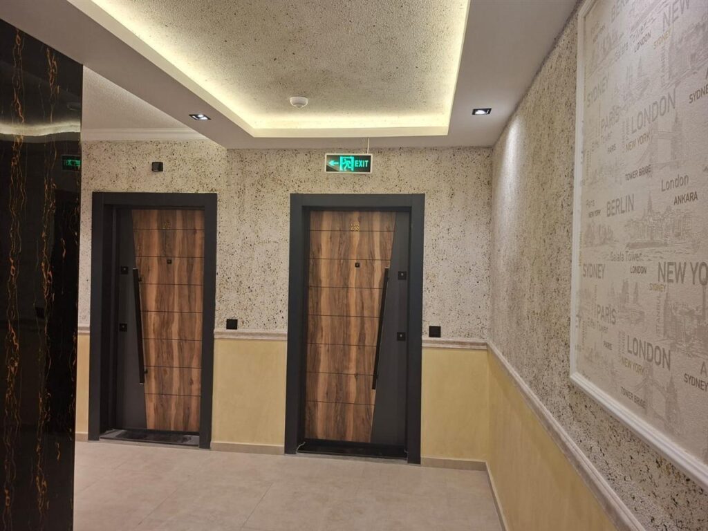 Shes banesen ne tophane (3)