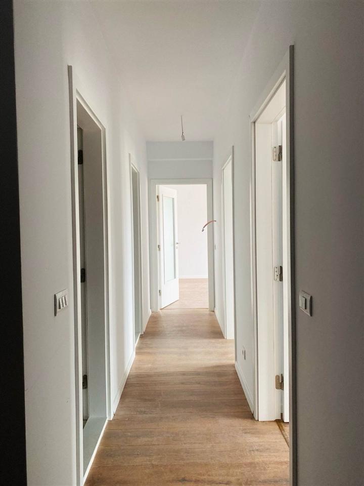 Shitet banesa e re tophane (5)