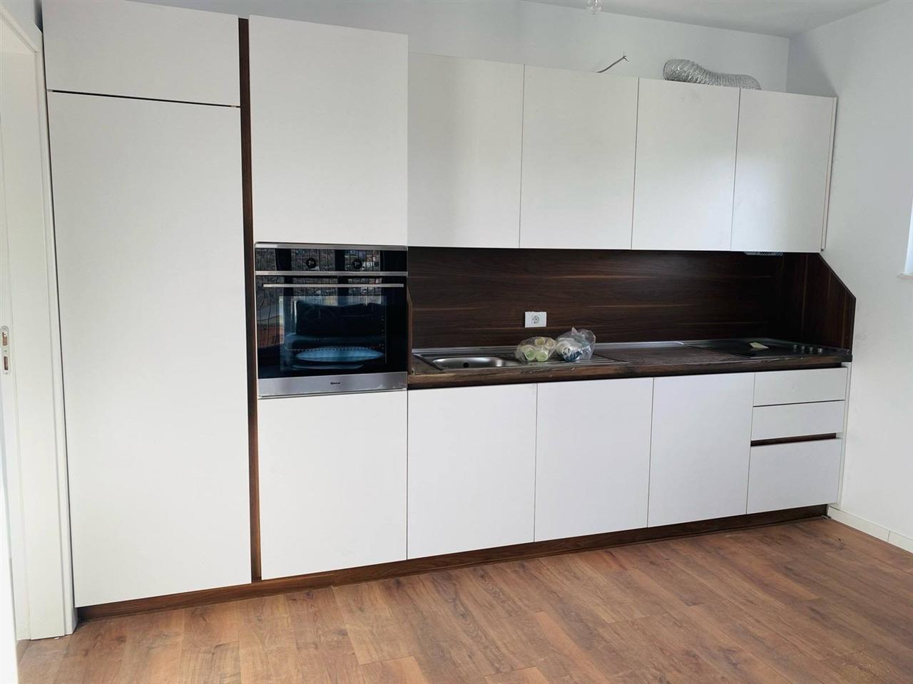 Shitet banesa e re tophane (7)