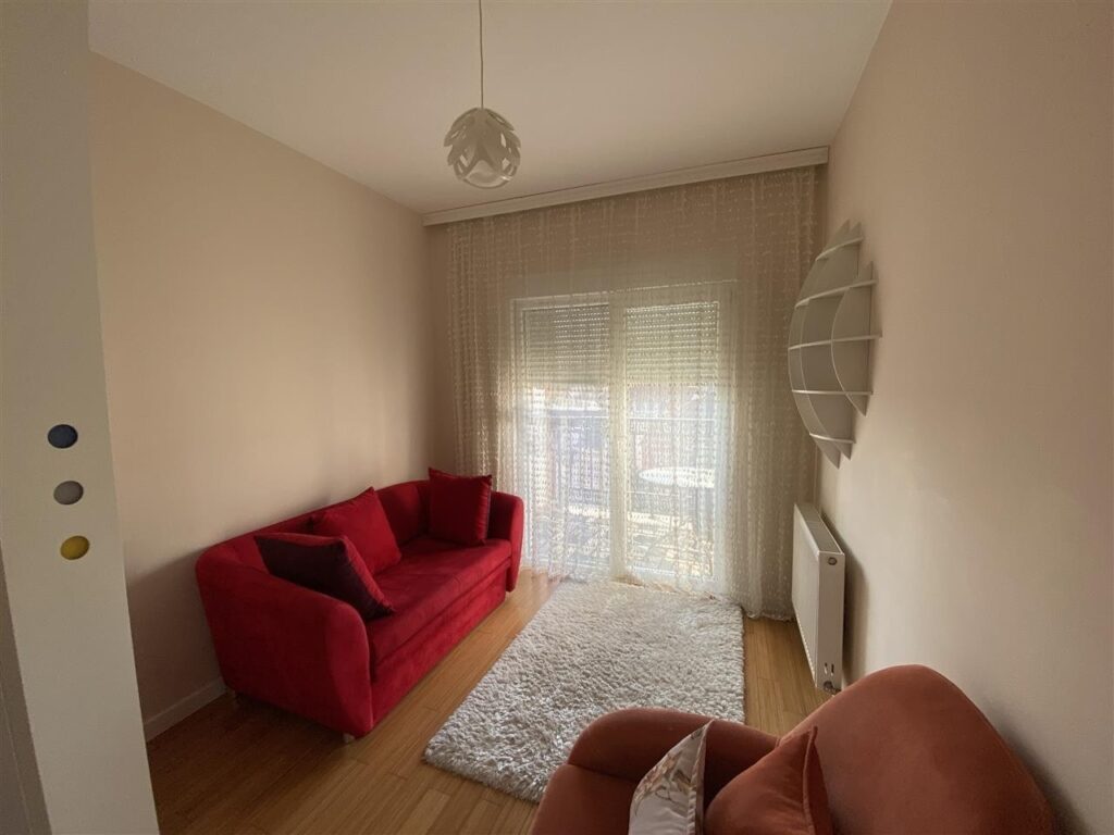 Banese me qira ne Rrugen B