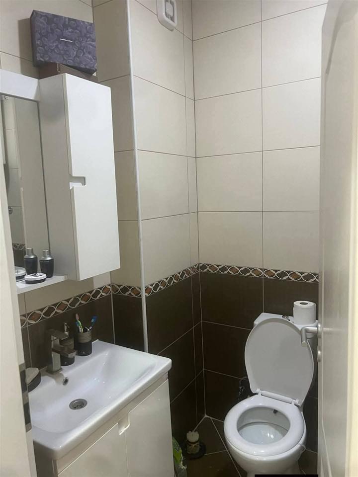 Banes me qera ne lagjen e spitalit afer rr muharrem fejza (3)