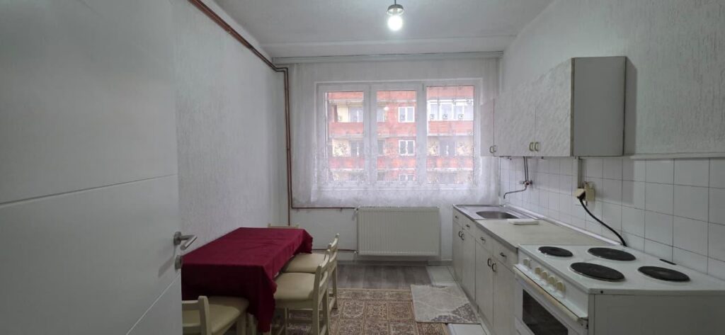 Banese me qera te qafa (2)