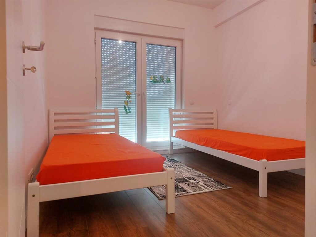 Banese me qira bregu i diellit prishtine