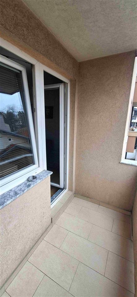 Leshoj banesen me qira ne qender afer 4 llullave (2)